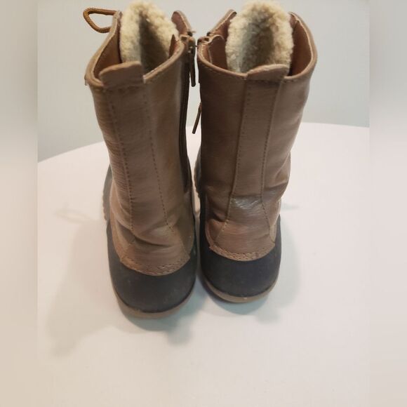 Yuu Duck Boots Size 9M - Picture 3 of 9